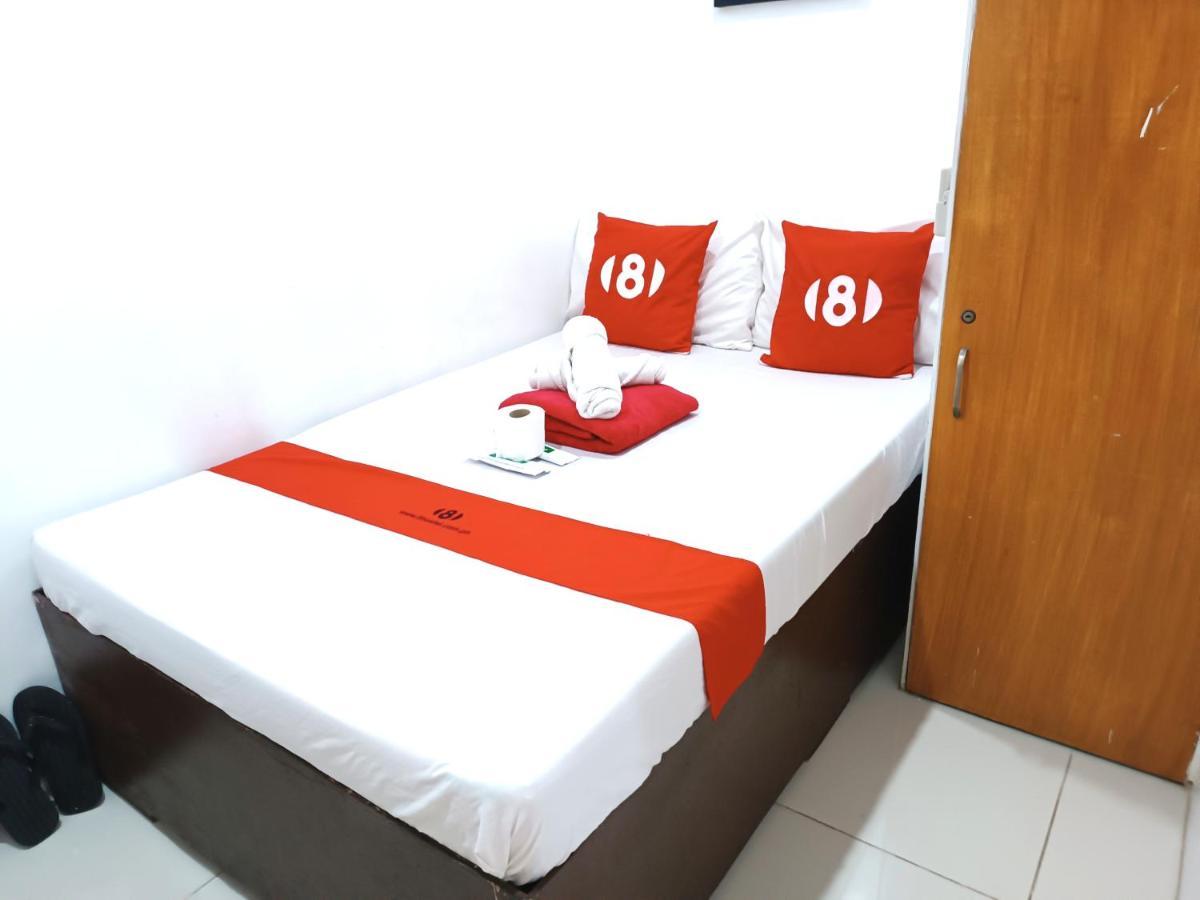 8Hostel Manille Extérieur photo