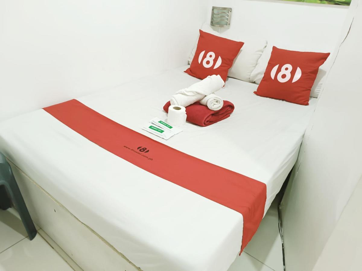 8Hostel Manille Extérieur photo