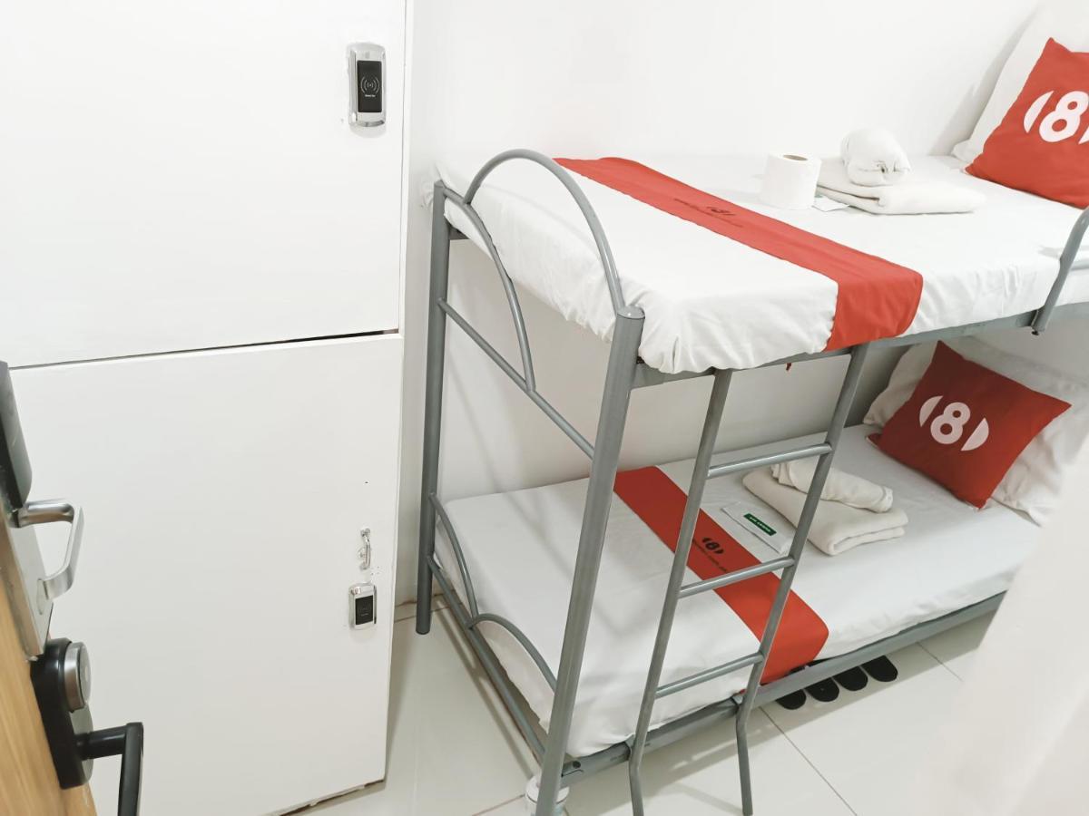 8Hostel Manille Extérieur photo